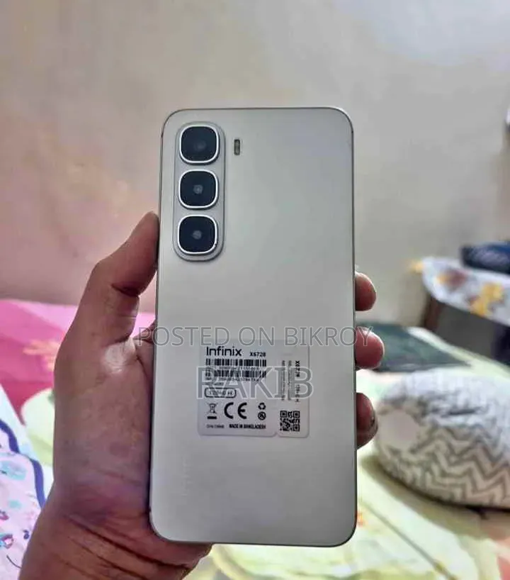 ইনফিনিক্স হট ৬০আই ২৫৬ জিবি