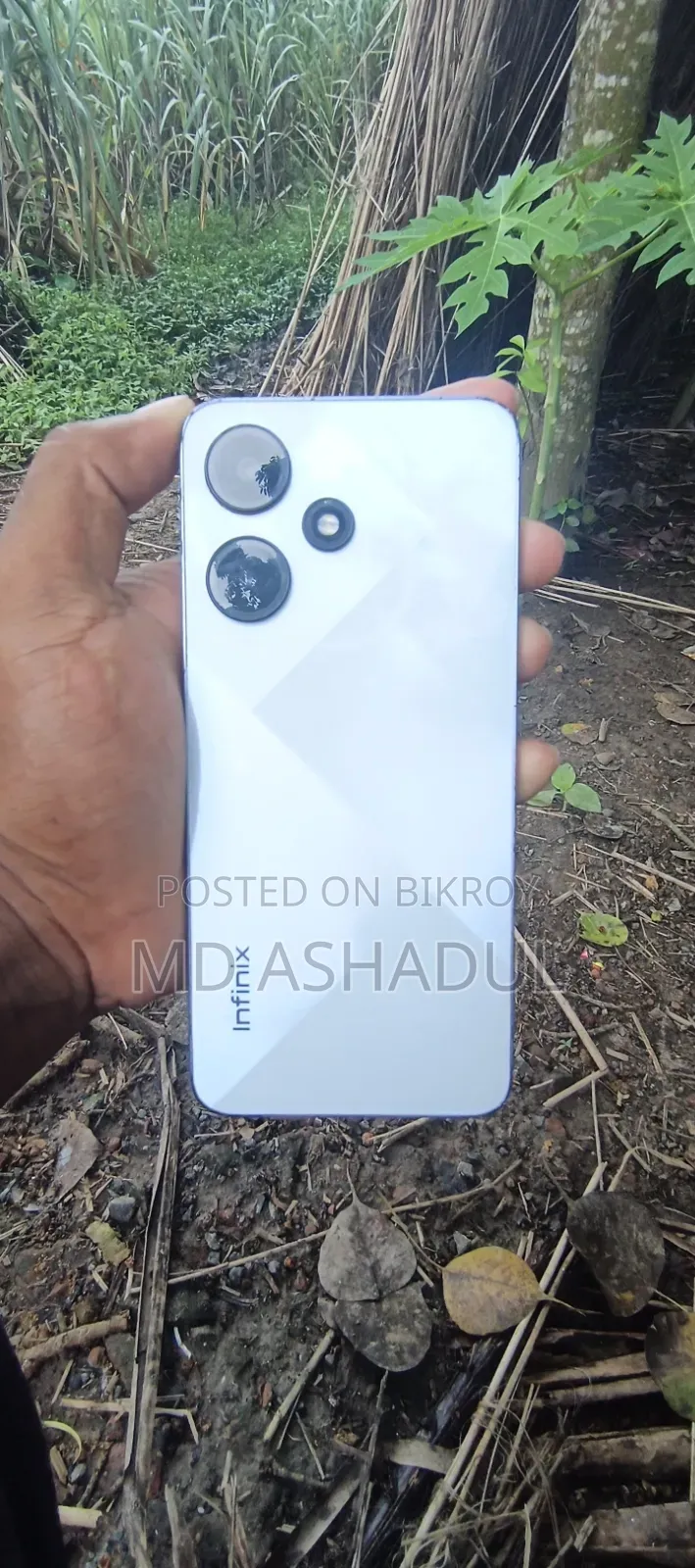 ইনফিনিক্স হট ৩০আই ১২৮ জিবি হোয়াইট