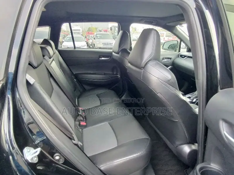 Toyota Corolla Cross 1.8 Hybrid FWD 2021 Black
