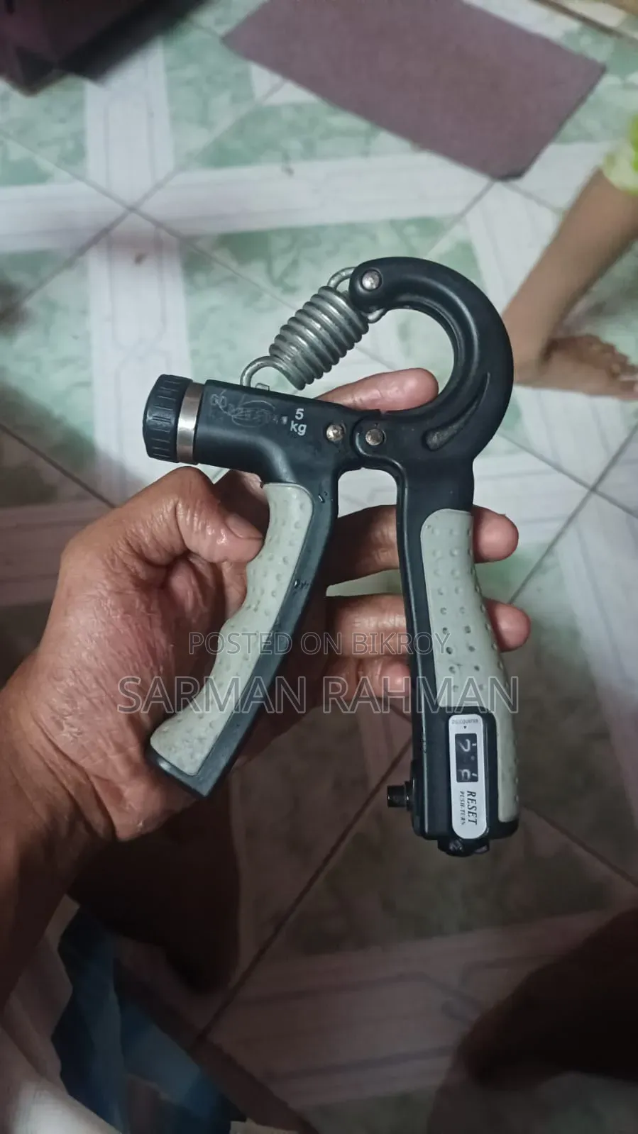 কাউন্টার সহ ৫ কেজি হ্যান্ড গ্রিপার - ভালো অবস্থা