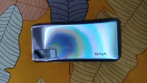 Vivo Y53s 128 GB Blue