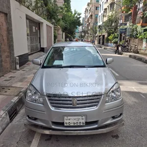 Toyota Premio 2005 Silver