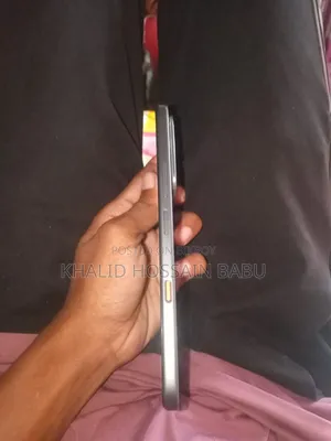 Infinix Hot 70 128 GB Black