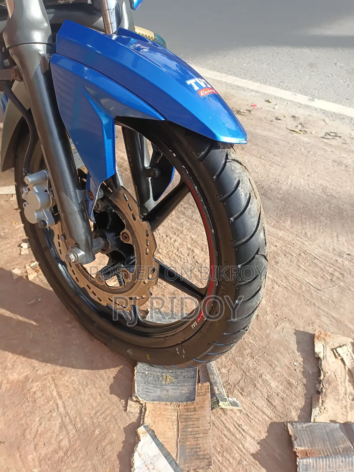TVS Apache RTR 160 4V 2019 Blue