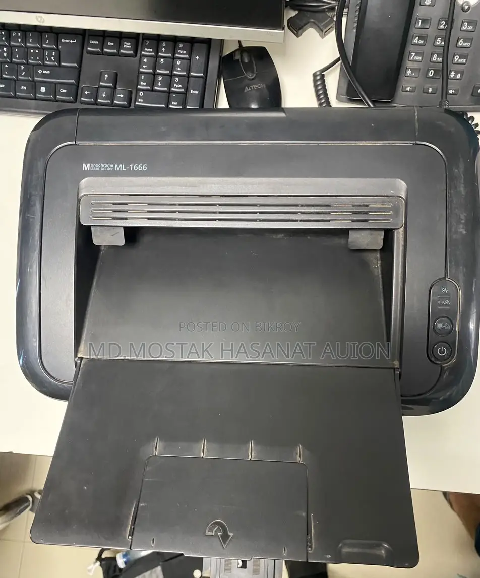 An old Samsung ML-1666 Laser Printer for sale