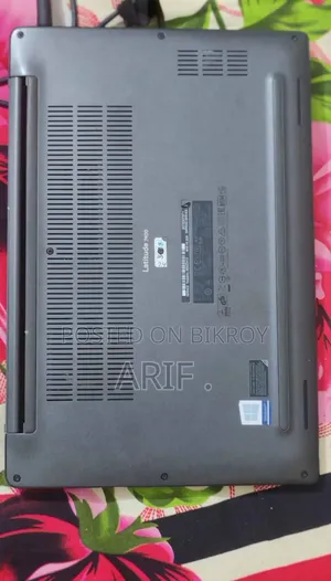 Laptop Dell Latitude 7400 8GB Intel Core i5 SSD 256GB