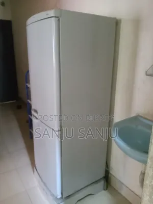 Khuvi Vlo Friz