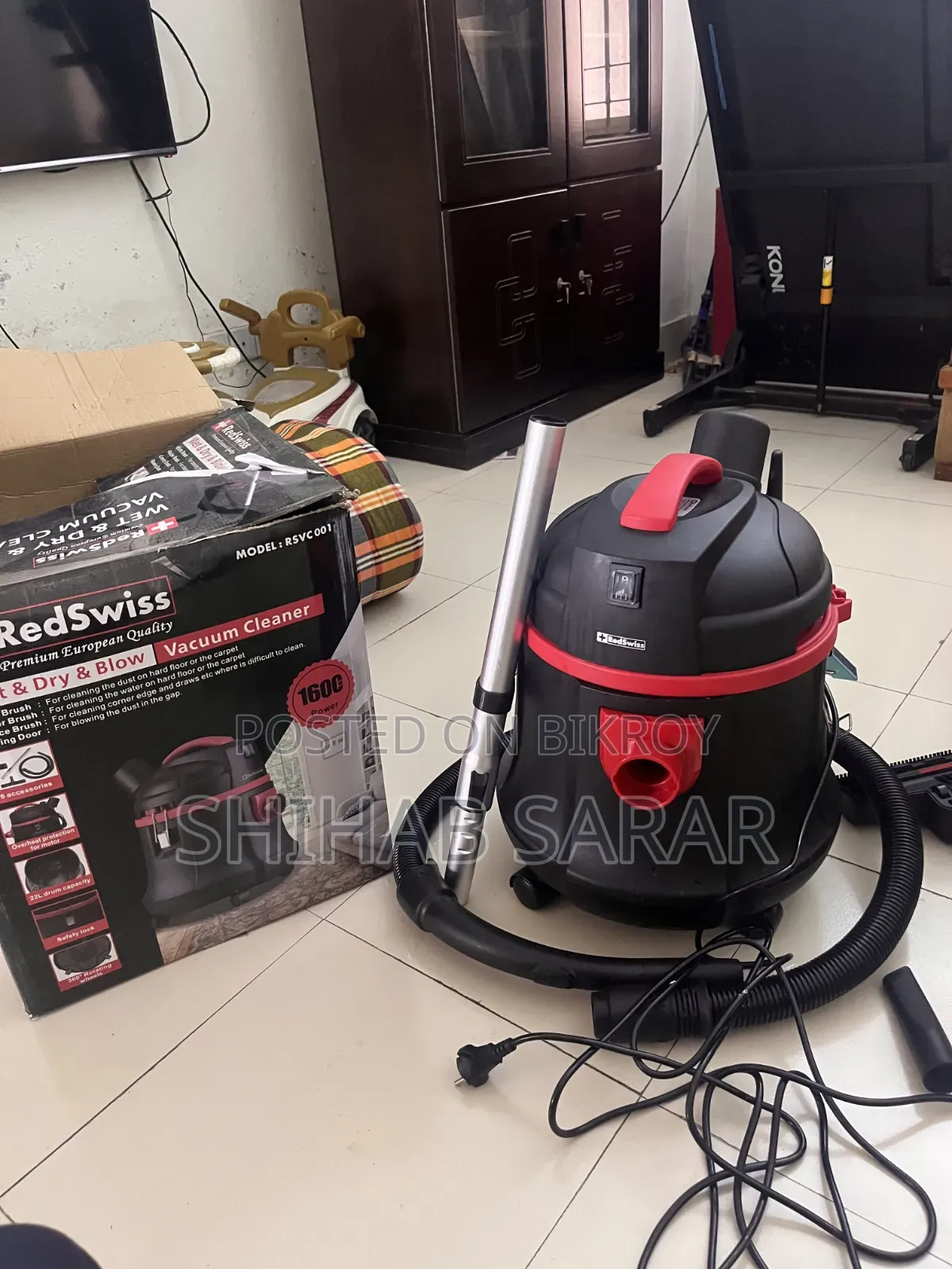Vacuum Cleaner, it is completely new, used only once.