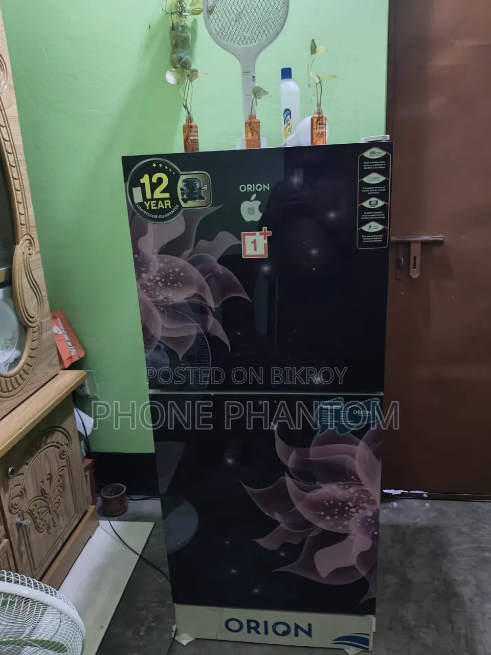 আলমিরা,ওয়াল সুকেশ,ড্রেস সিং টেবিল,ফ্রিজ।