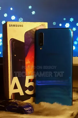 স্যামসাং গ্যালাক্সি এ৫০ ১২৮ জিবি নীল