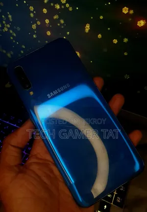 স্যামসাং গ্যালাক্সি এ৫০ ১২৮ জিবি নীল