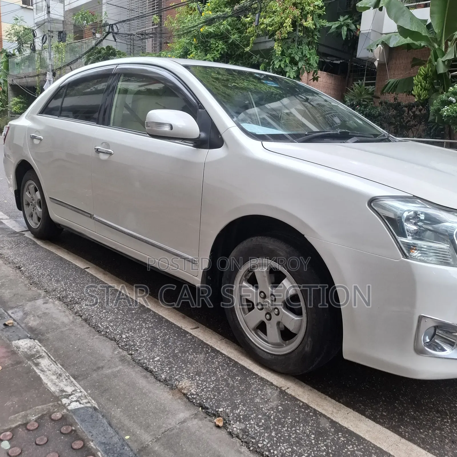 Toyota Premio 2012 Pearl