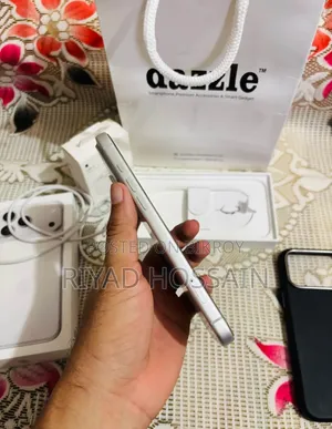 অ্যাপল আইফোন ১৭ প্রো ম্যাক্স ২৫৬ জিবি হোয়াইট