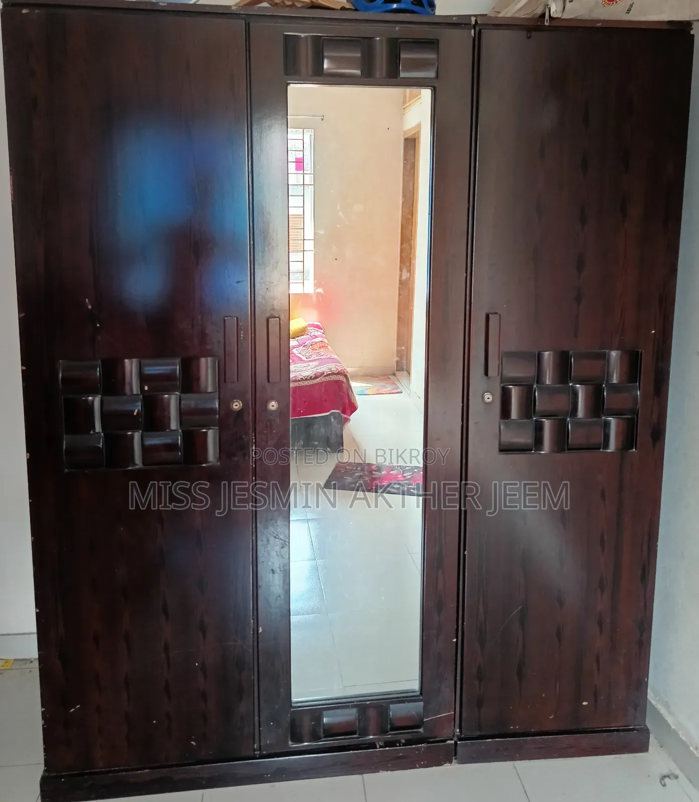 3-Door Modern Design Wooden Almirah (Canadian Processed Wood)