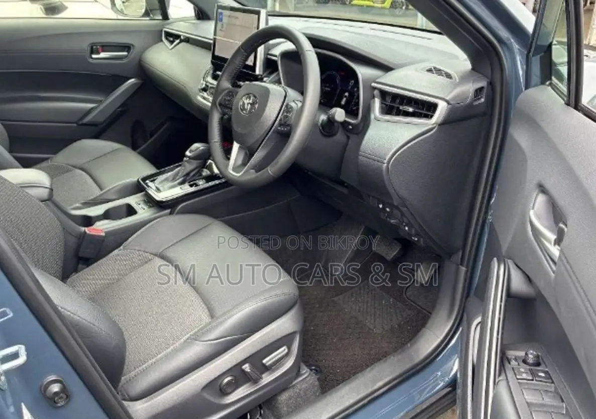 New Toyota Corolla Cross 2026 Gray
