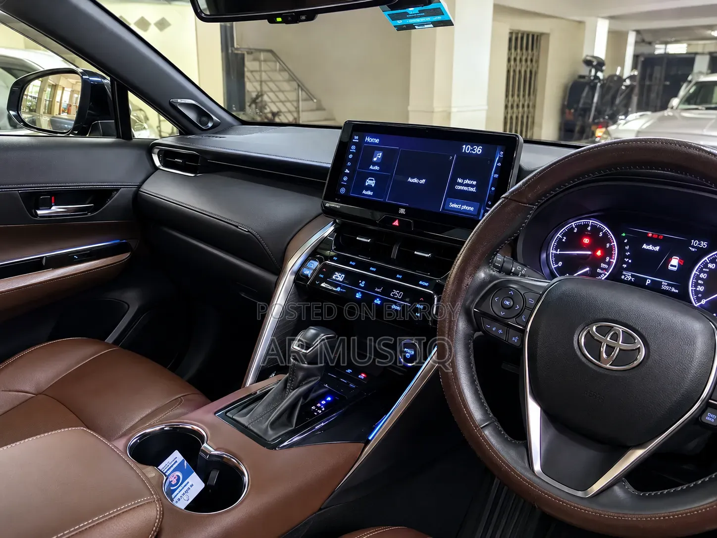 Toyota Harrier 2020 Black