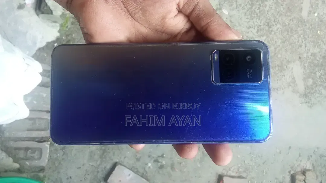 Vivo Y21 64 GB Blue