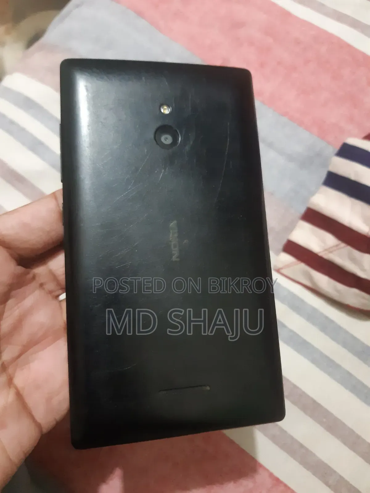 Nokia XL 4 GB Black