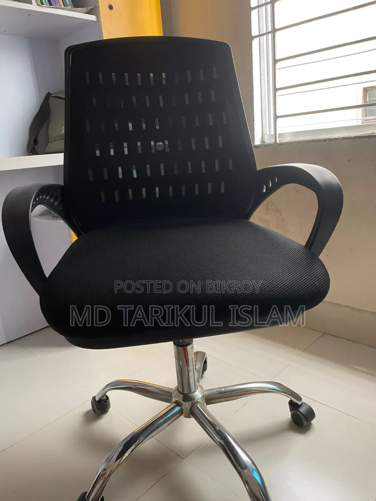 Table and Mesh Chair