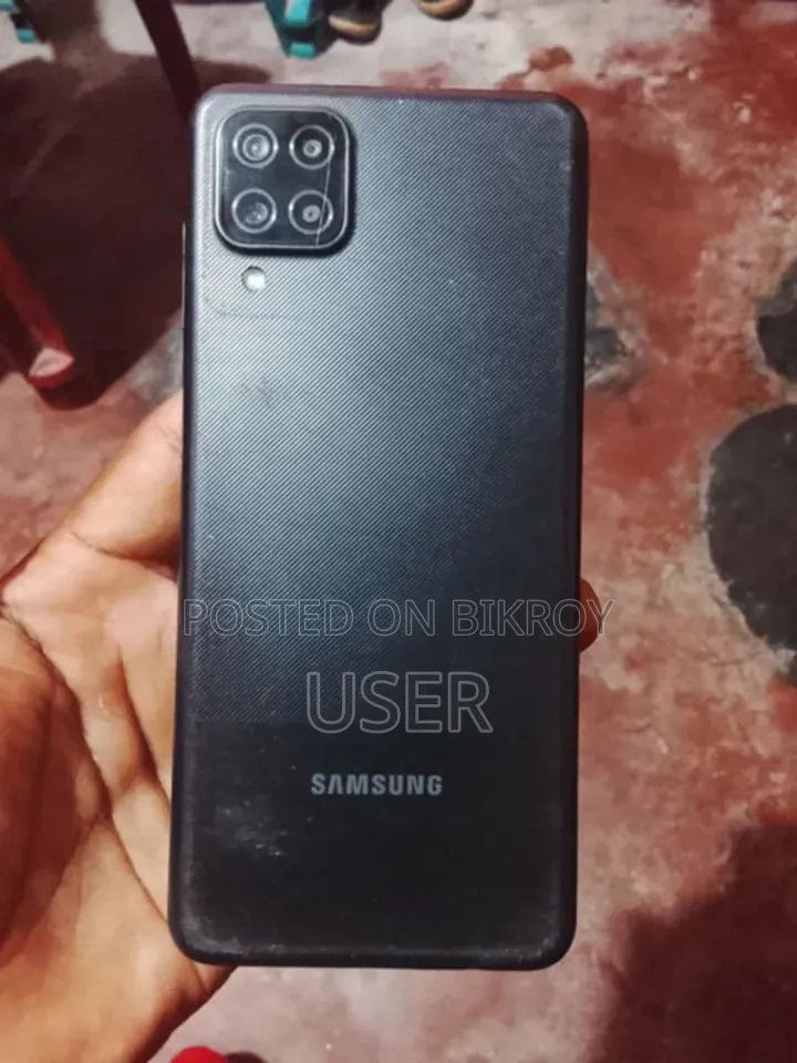 Samsung Galaxy A12 64 GB Black