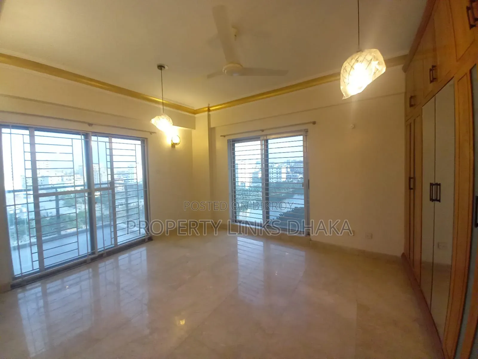 গুলশানে ৩ বেডরুমের অ্যাপার্টমেন্ট বিক্রয়