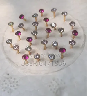 এক পাথরে নাকফুল
