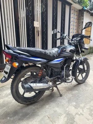 বাাজাজ প্ল্যাটিনা ১২৫ ২০১২ কালো