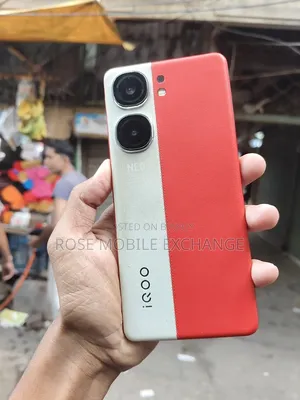 iQOO 256 GB