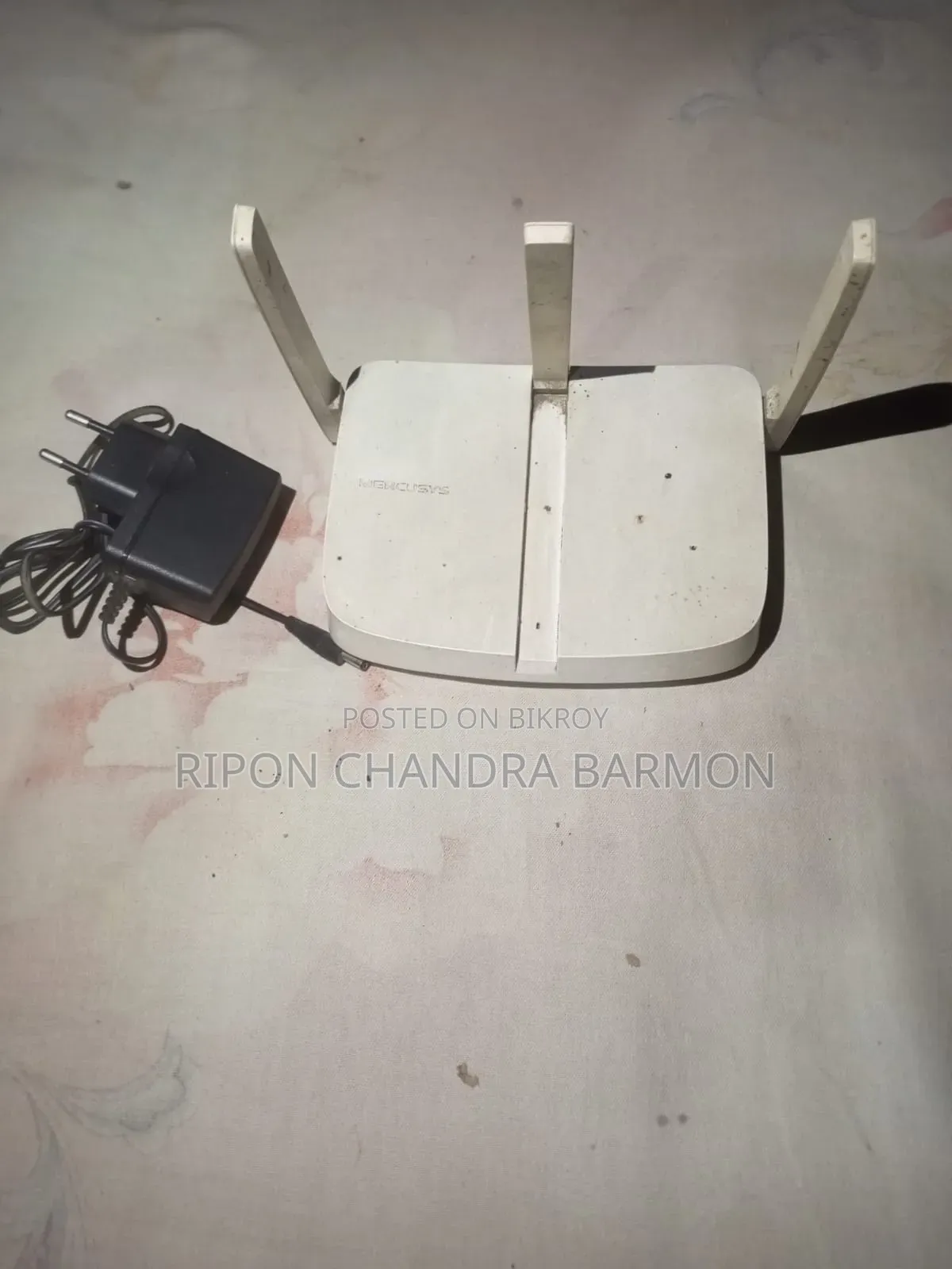 মারকুসিসের ওয়াইফাই রাউটার