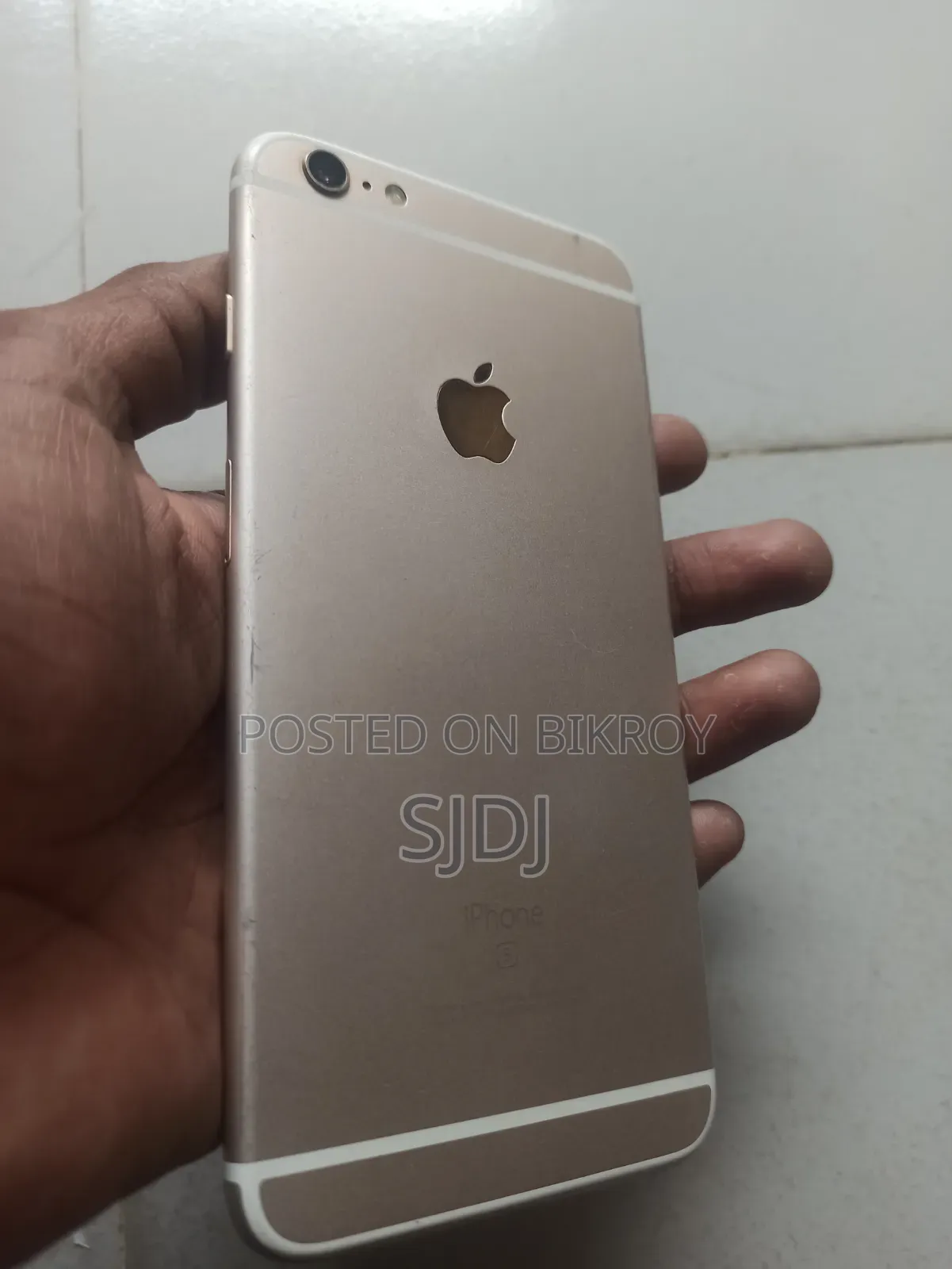 অ্যাপল আইফোন ৬এস প্লাস ৬৪ জিবি