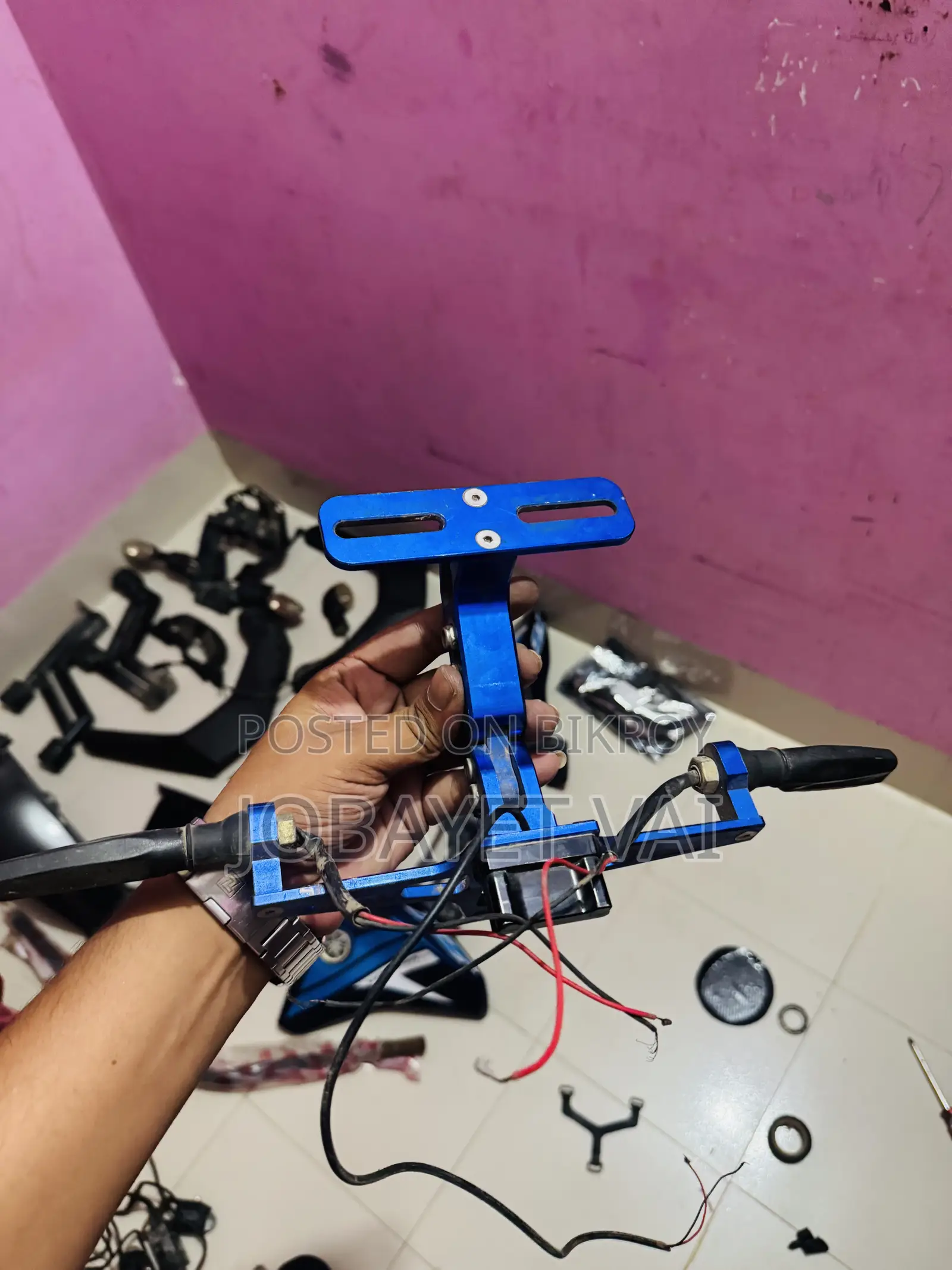 ব্যাক প্যানেল ক্লাম
