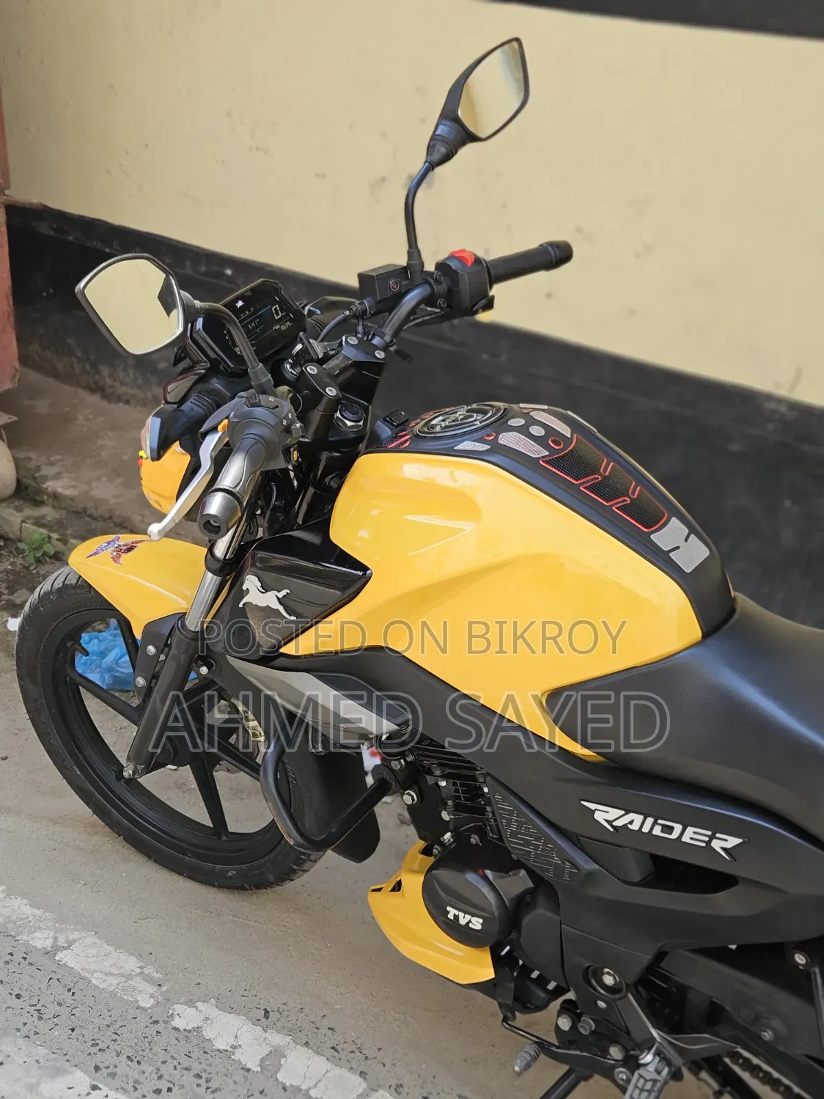 টিভিএস রাইডার ১২৫ ২০২৪ হলুদ