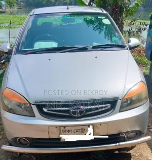 Tata Indigo 2015 Silver