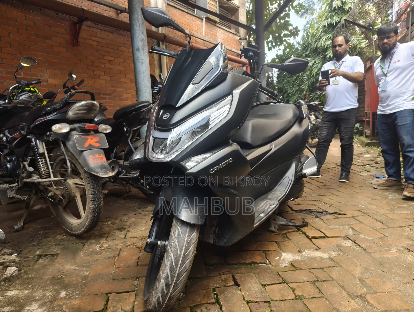 সিএফমোটো ১৫০এসসি ২০২৫ কালো