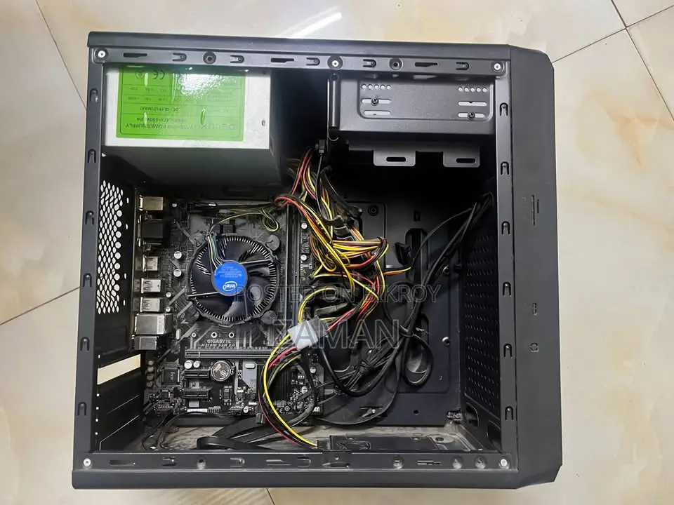 Gigabyte GA-H110MSTX-HD3-ZK 4GB Intel Core i3 SSD 128GB