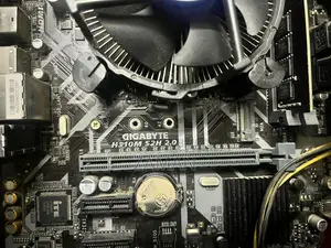 Gigabyte GA-H110MSTX-HD3-ZK 4GB Intel Core i3 SSD 128GB