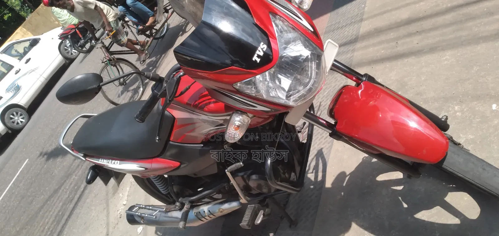 টিভিএস মেট্রো ২০২২ লাল