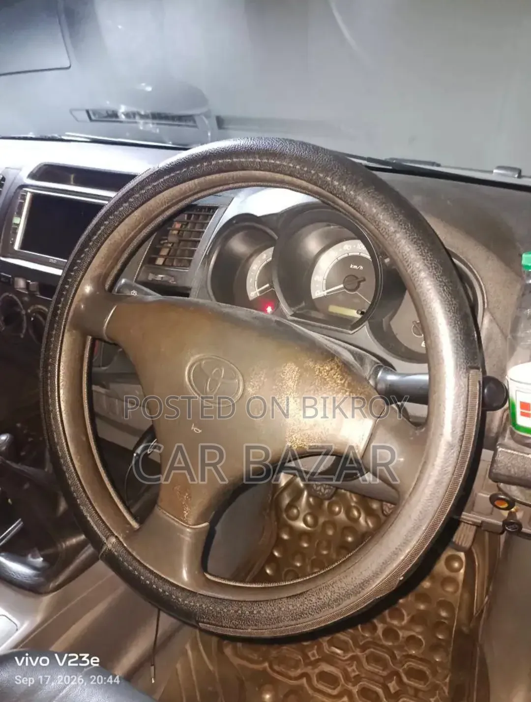 Toyota Hilux 2.5 D-4D 4X4 SRX 2010 Gray