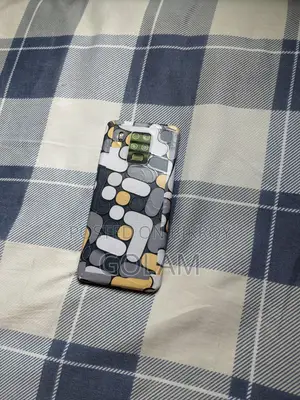 আউকিটেল সি১৮ প্রো ৬৪ জিবি কালো