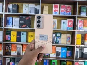 Realme P3 Pro 128 GB Gold