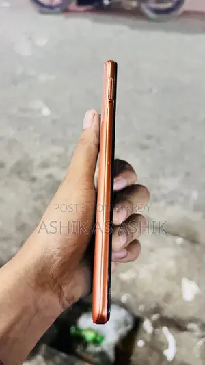 Tecno Spark 8 Pro 64 GB Orange