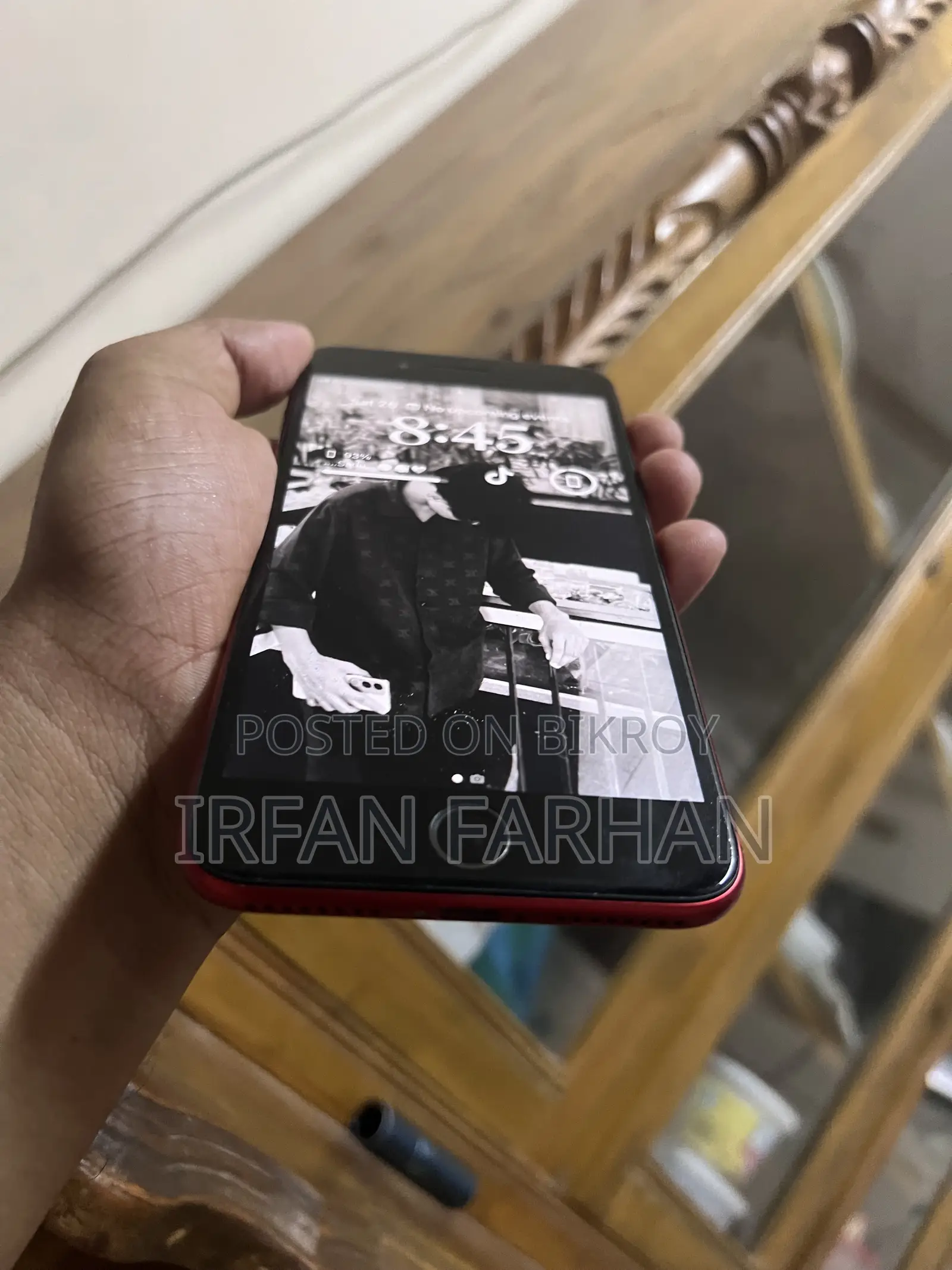 অ্যাপল আইফোন ৮ প্লাস ৬৪ জিবি লাল