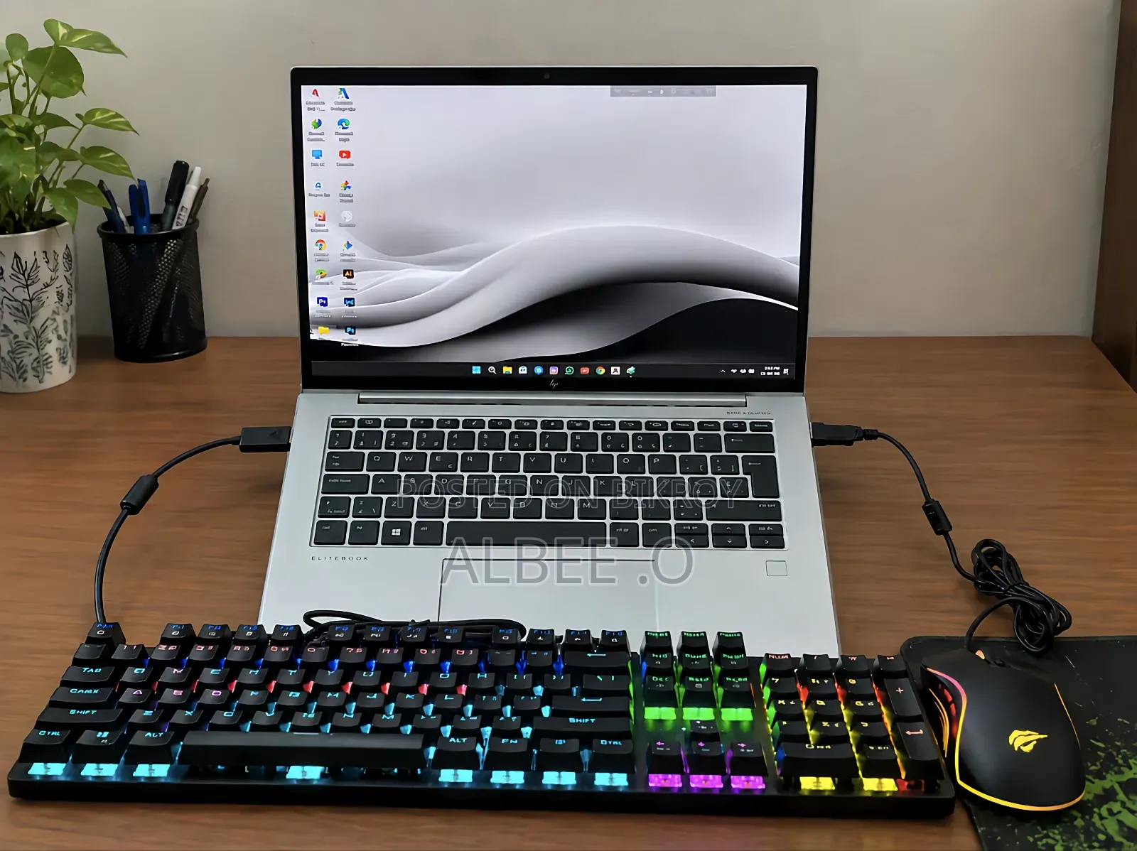 Laptop HP EliteBook 845 G10 16GB AMD Ryzen SSD 512GB