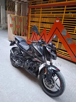 Bajaj Pulsar N160 2023 Black