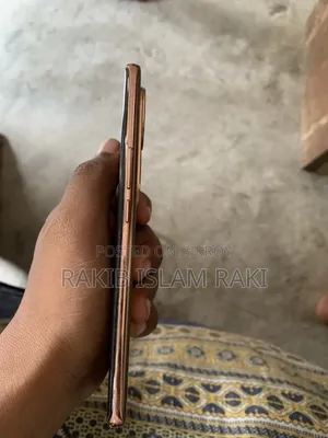 ভিভো ভি৪০ই ১২৮ জিবি গোল্ড