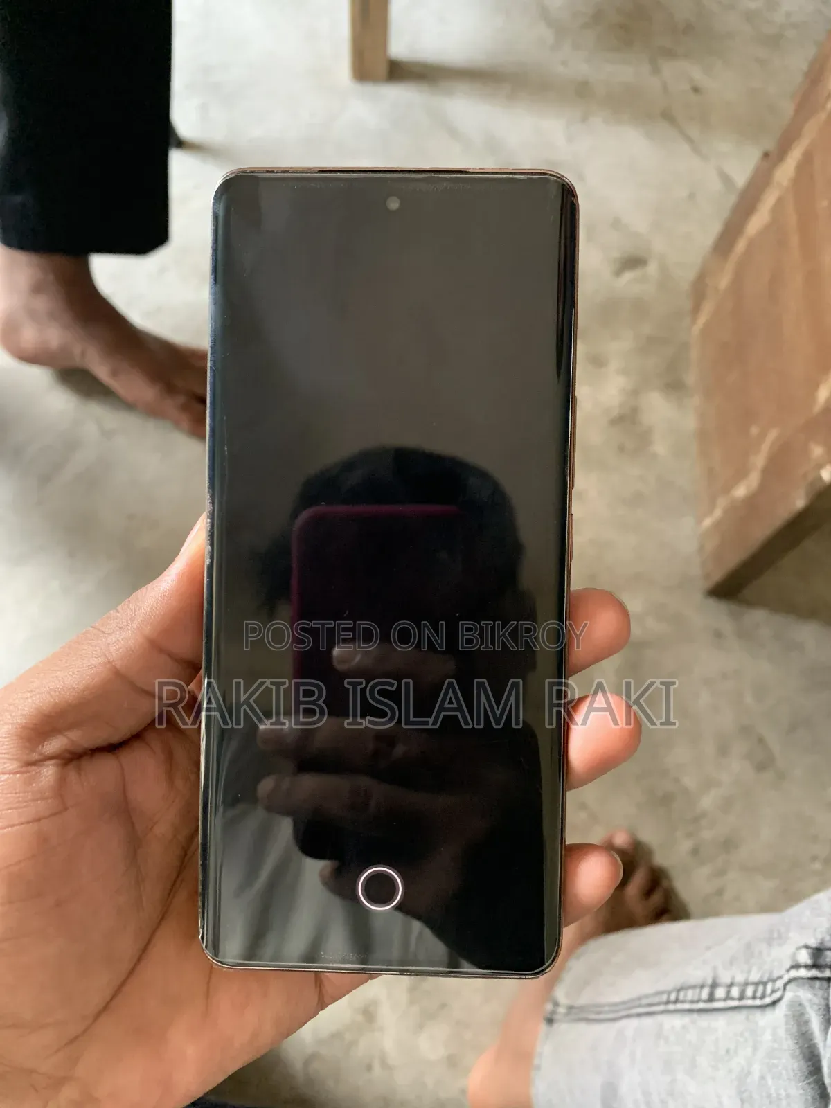 ভিভো ভি৪০ই ১২৮ জিবি গোল্ড