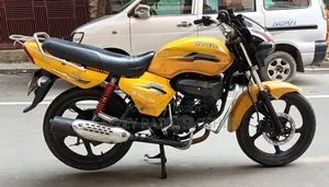 ওয়ালটন ক্রুজ ২০১৪ হলুদ