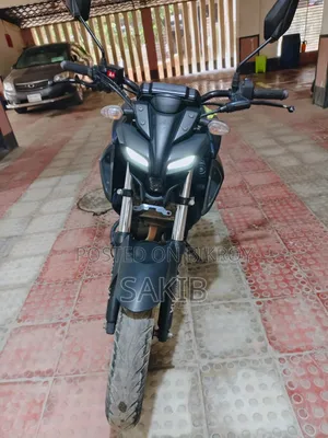 ইয়ামাহা এমটি-১৫ ২০২১ নীল