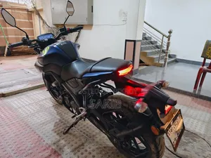 ইয়ামাহা এমটি-১৫ ২০২১ নীল
