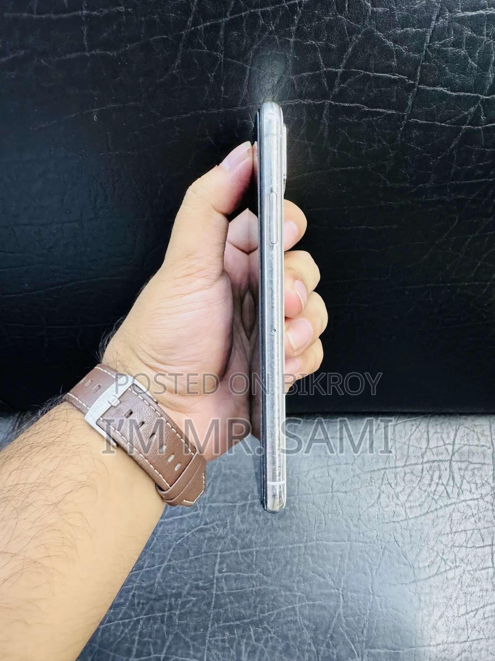 অ্যাপল আইফোন এক্সএস ৬৪ জিবি হোয়াইট